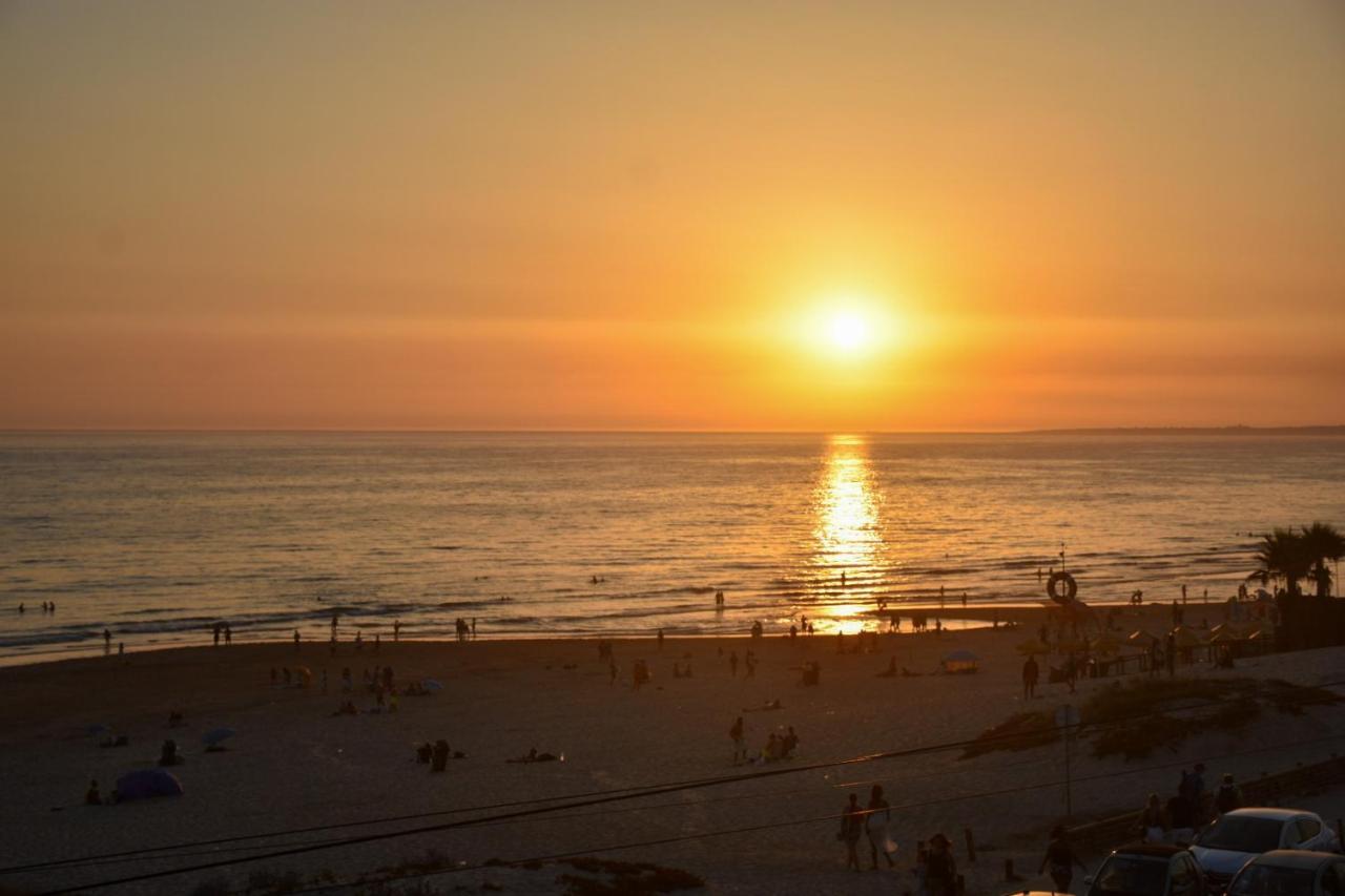Rock’s Beach Spot Front Costa da Caparica Exterior foto